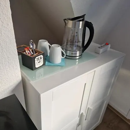 Zum Surgrund Doppelzimmer Nr 7 * クックスハーフェン
