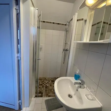 Zum Surgrund Doppelzimmer Nr 7