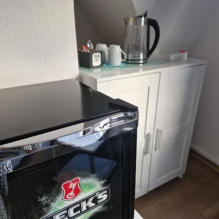 Zum Surgrund Doppelzimmer Nr 7 * クックスハーフェン